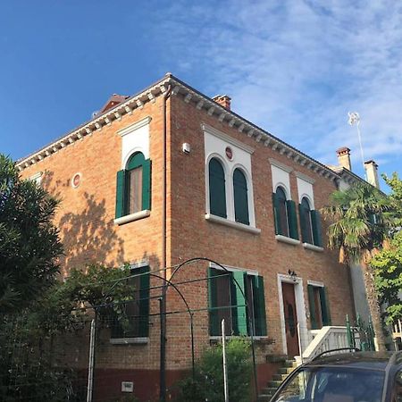 Villa Contarini B&B Lido di Venezia Екстер'єр фото