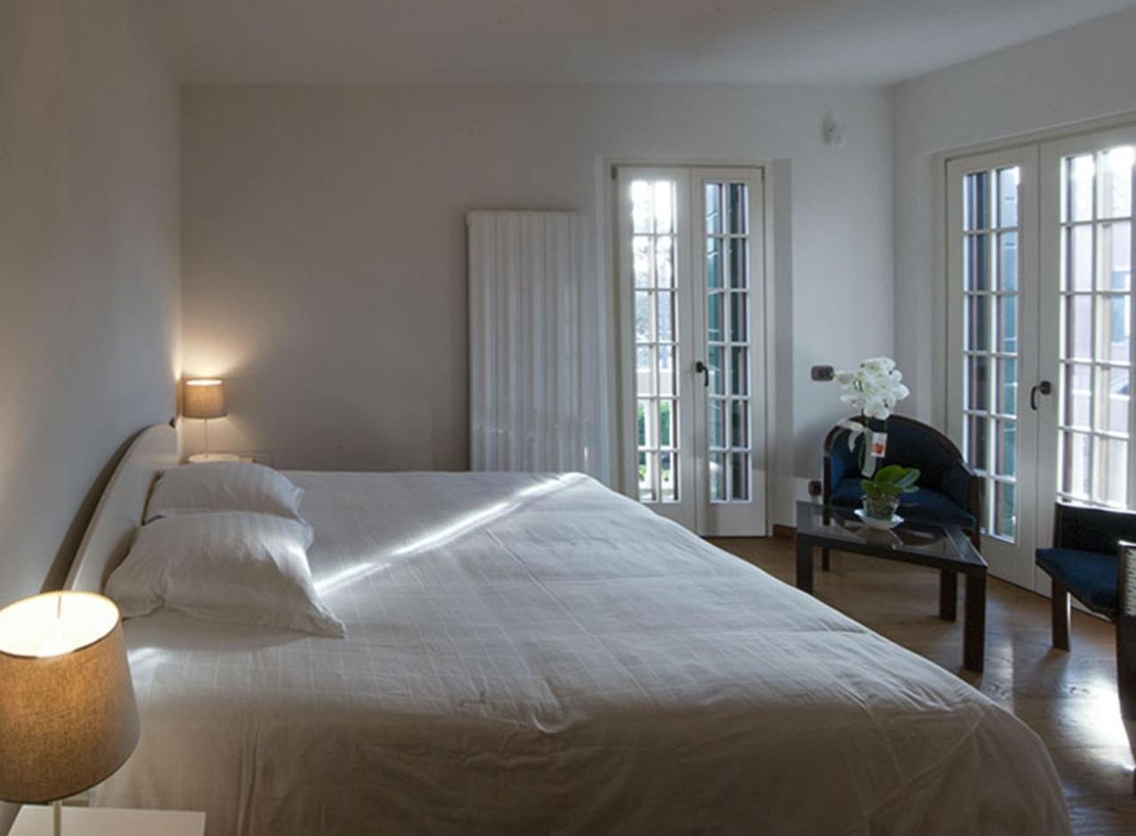Villa Contarini B&B Lido di Venezia Екстер'єр фото