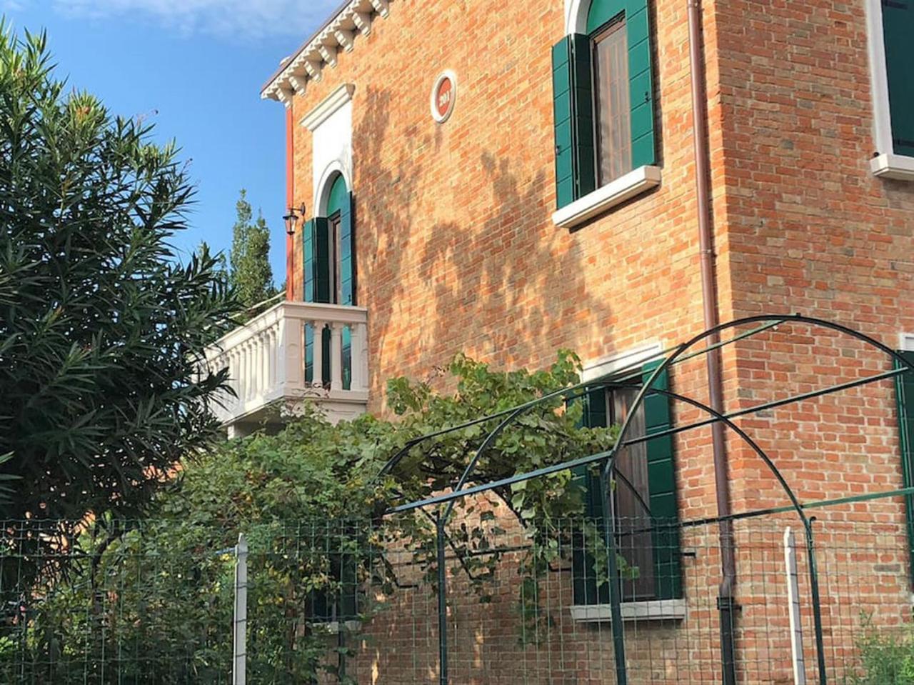 Villa Contarini B&B Lido di Venezia Екстер'єр фото